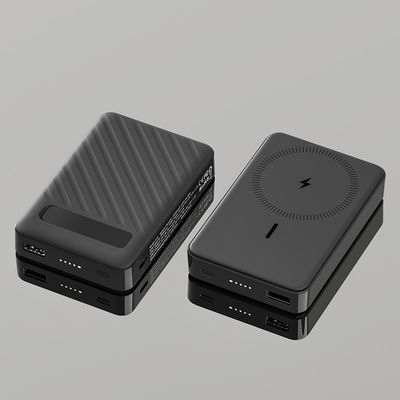Harga yang bagus Magnetic Power Bank Li Polymer 15W Wireless Output Tipe C Perlindungan Overcharge on line