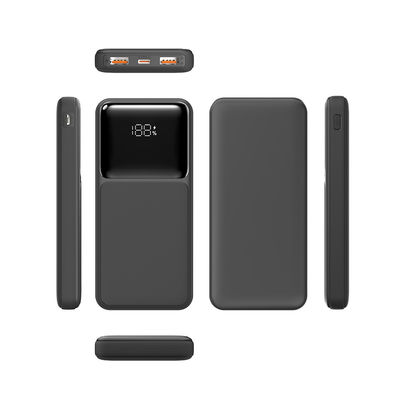 Harga yang bagus Fireproof Universal Power Bank dengan 5V / 3A Output Dibangun di Kabel LED Indikator on line