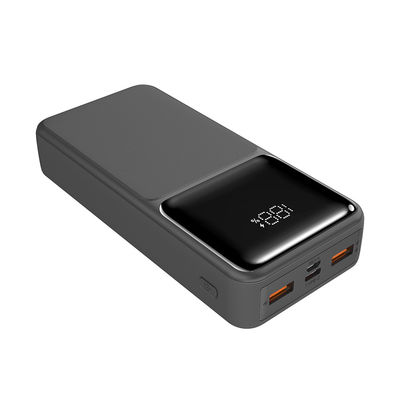 Harga yang bagus 20000mAh Dibangun di Kabel Petir Power Bank Portable 149.2*69.3*30.4mm on line