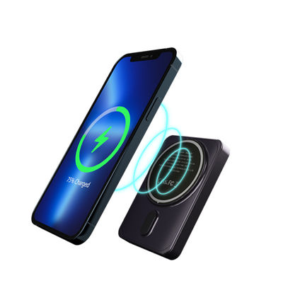 Harga yang bagus 5000mAh Power Bank Magnetic Charger Ringan Magnetic Power Bank on line