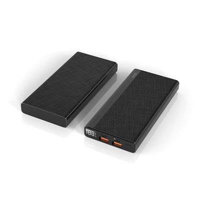 Harga yang bagus 22.5W Powerbank Pabrik Dengan USB Pengisian Cepat Dan Tipe C Output on line