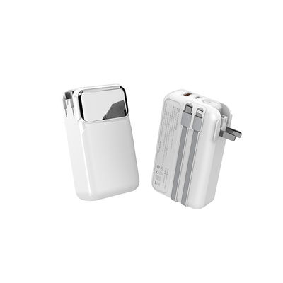 Harga yang bagus Portable outdoor charging power bank dengan built in cable dan PD 22.5W output on line